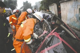 峨眉山车祸致3死2伤，悲剧背后的反思与安全警钟