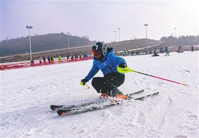 2006年都灵冬奥会，冰雪荣耀与挑战的熔铸瞬间